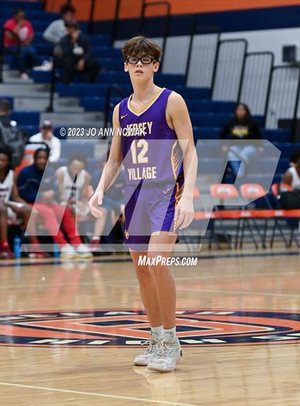 Thumbnail 2 in Jersey Village vs. Benjamin Davis (Houston Methodist Cy-Hoops Invitational) photogallery.