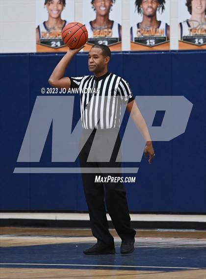 Thumbnail 3 in Jersey Village vs. Benjamin Davis (Houston Methodist Cy-Hoops Invitational) photogallery.