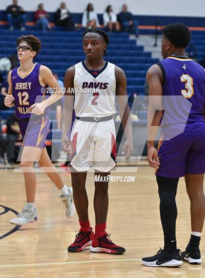 Thumbnail 2 in Jersey Village vs. Benjamin Davis (Houston Methodist Cy-Hoops Invitational) photogallery.