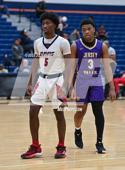 Thumbnail 1 in Jersey Village vs. Benjamin Davis (Houston Methodist Cy-Hoops Invitational) photogallery.