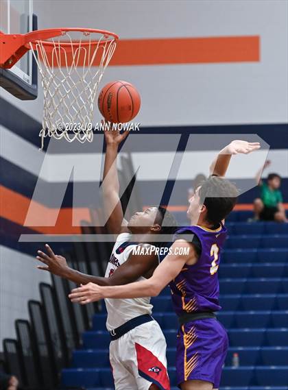Thumbnail 1 in Jersey Village vs. Benjamin Davis (Houston Methodist Cy-Hoops Invitational) photogallery.