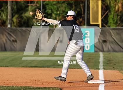 Thumbnail 3 in Robinson @ Plant City photogallery.