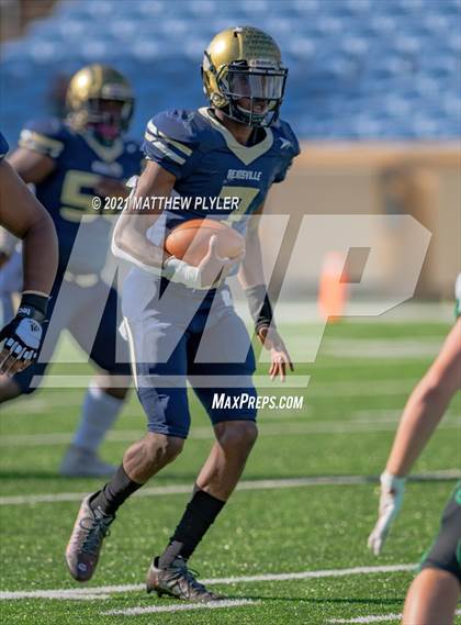 Thumbnail 1 in Reidsville vs. Mountain Heritage (1 of 2 - NCHSAA 2A Final - the Game) photogallery.