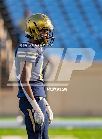 Thumbnail 1 in Reidsville vs. Mountain Heritage (1 of 2 - NCHSAA 2A Final - the Game) photogallery.