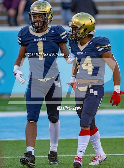 Thumbnail 1 in Reidsville vs. Mountain Heritage (1 of 2 - NCHSAA 2A Final - the Game) photogallery.