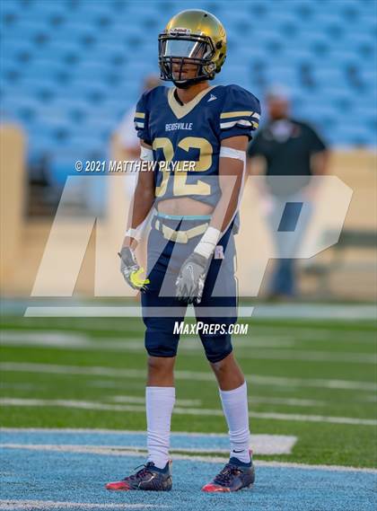 Thumbnail 1 in Reidsville vs. Mountain Heritage (1 of 2 - NCHSAA 2A Final - the Game) photogallery.