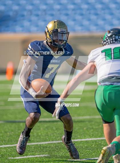 Thumbnail 2 in Reidsville vs. Mountain Heritage (1 of 2 - NCHSAA 2A Final - the Game) photogallery.