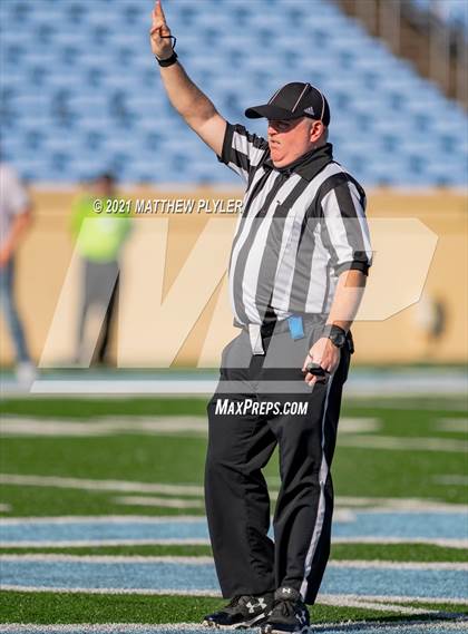 Thumbnail 1 in Reidsville vs. Mountain Heritage (1 of 2 - NCHSAA 2A Final - the Game) photogallery.