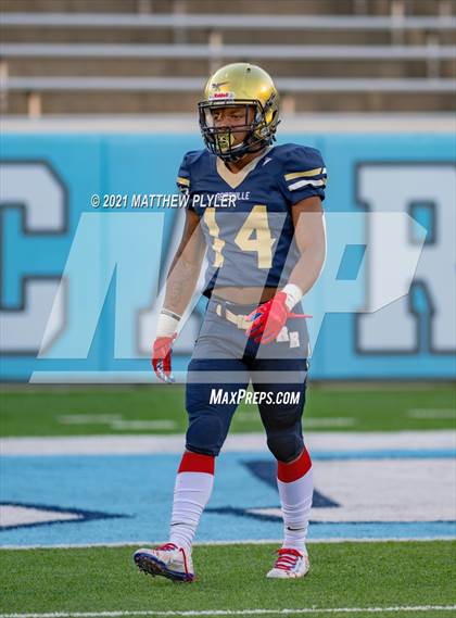 Thumbnail 1 in Reidsville vs. Mountain Heritage (1 of 2 - NCHSAA 2A Final - the Game) photogallery.