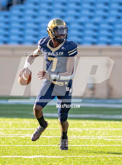 Thumbnail 3 in Reidsville vs. Mountain Heritage (1 of 2 - NCHSAA 2A Final - the Game) photogallery.