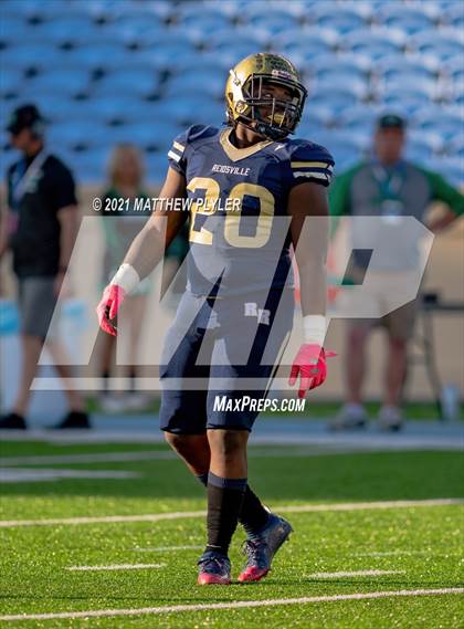 Thumbnail 2 in Reidsville vs. Mountain Heritage (1 of 2 - NCHSAA 2A Final - the Game) photogallery.