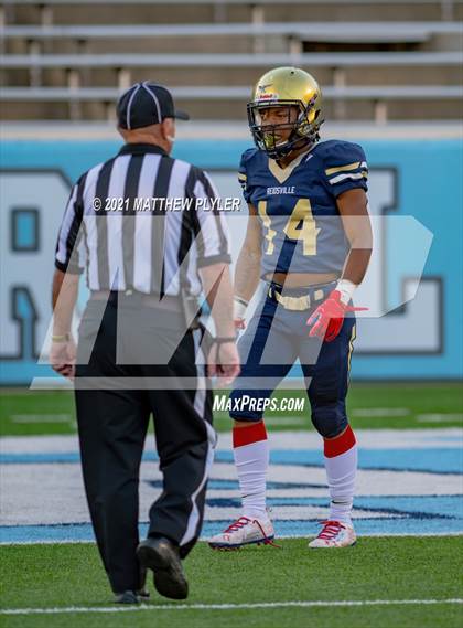 Thumbnail 3 in Reidsville vs. Mountain Heritage (1 of 2 - NCHSAA 2A Final - the Game) photogallery.