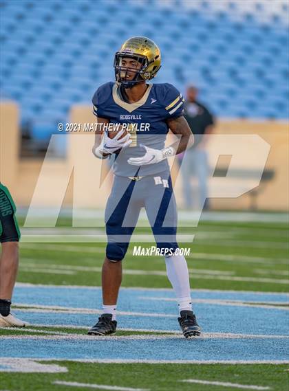 Thumbnail 3 in Reidsville vs. Mountain Heritage (1 of 2 - NCHSAA 2A Final - the Game) photogallery.