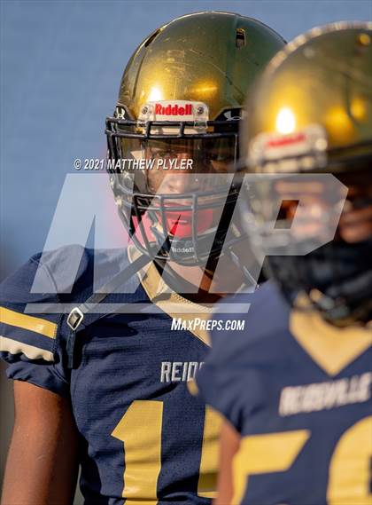 Thumbnail 2 in Reidsville vs. Mountain Heritage (1 of 2 - NCHSAA 2A Final - the Game) photogallery.