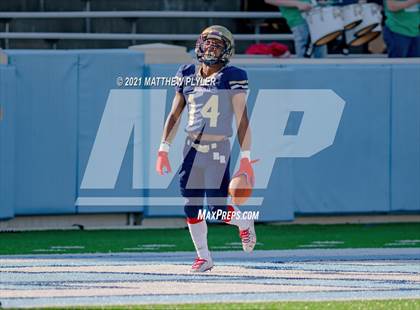 Thumbnail 2 in Reidsville vs. Mountain Heritage (1 of 2 - NCHSAA 2A Final - the Game) photogallery.