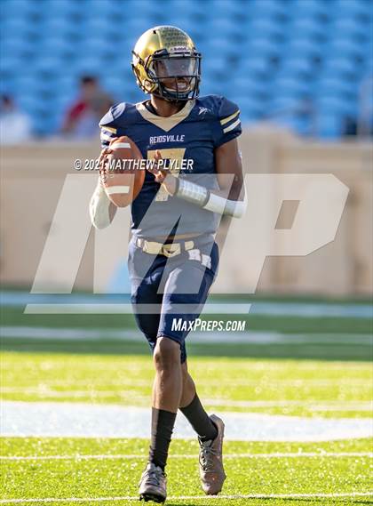 Thumbnail 2 in Reidsville vs. Mountain Heritage (1 of 2 - NCHSAA 2A Final - the Game) photogallery.