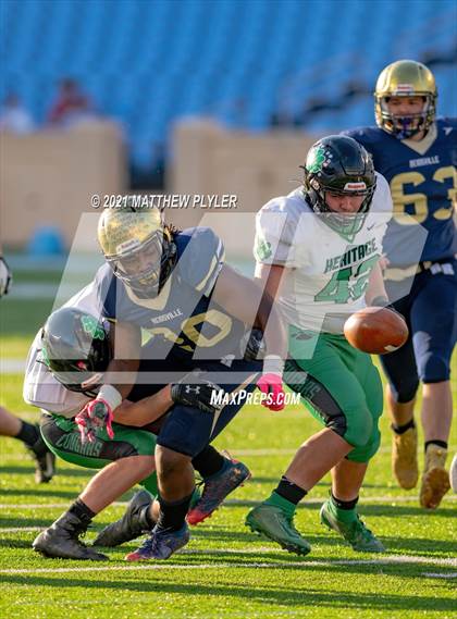 Thumbnail 3 in Reidsville vs. Mountain Heritage (1 of 2 - NCHSAA 2A Final - the Game) photogallery.