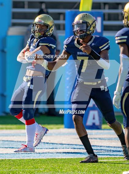 Thumbnail 3 in Reidsville vs. Mountain Heritage (1 of 2 - NCHSAA 2A Final - the Game) photogallery.