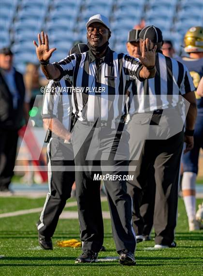 Thumbnail 2 in Reidsville vs. Mountain Heritage (1 of 2 - NCHSAA 2A Final - the Game) photogallery.
