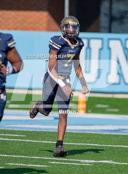 Thumbnail 1 in Reidsville vs. Mountain Heritage (1 of 2 - NCHSAA 2A Final - the Game) photogallery.