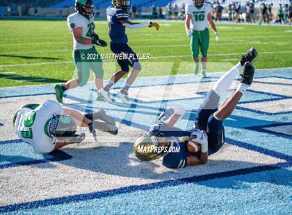 Thumbnail 1 in Reidsville vs. Mountain Heritage (1 of 2 - NCHSAA 2A Final - the Game) photogallery.