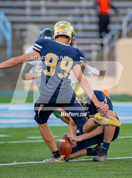 Thumbnail 3 in Reidsville vs. Mountain Heritage (1 of 2 - NCHSAA 2A Final - the Game) photogallery.