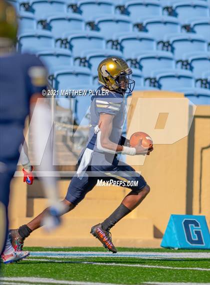 Thumbnail 1 in Reidsville vs. Mountain Heritage (1 of 2 - NCHSAA 2A Final - the Game) photogallery.