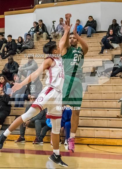 Thumbnail 3 in Moreau Catholic @ James Logan photogallery.