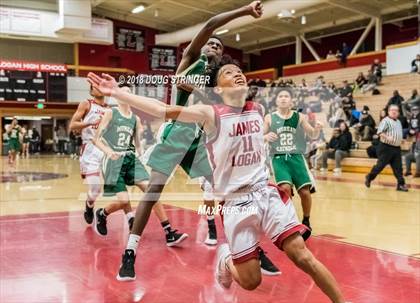 Thumbnail 1 in Moreau Catholic @ James Logan photogallery.