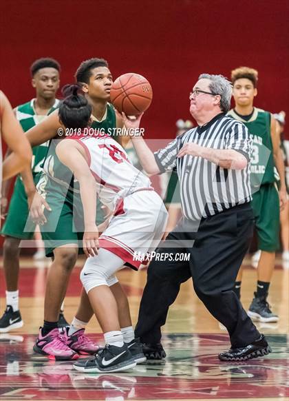 Thumbnail 2 in Moreau Catholic @ James Logan photogallery.