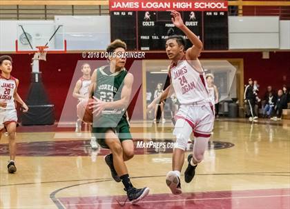 Thumbnail 2 in Moreau Catholic @ James Logan photogallery.