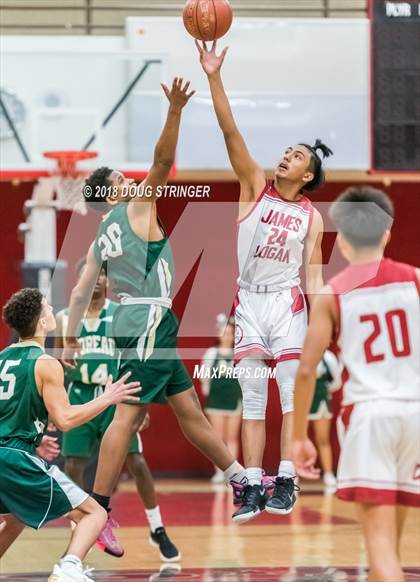 Thumbnail 3 in Moreau Catholic @ James Logan photogallery.