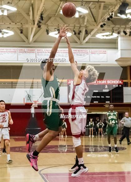 Thumbnail 3 in Moreau Catholic @ James Logan photogallery.