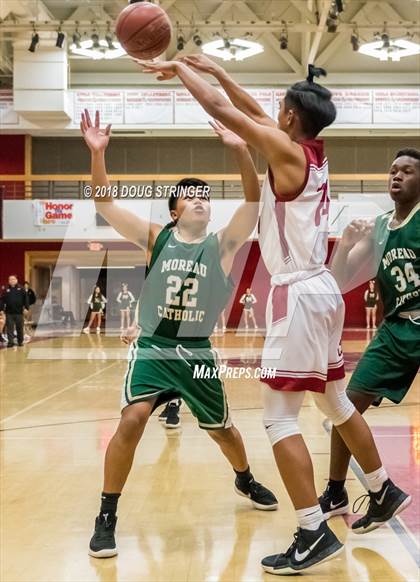 Thumbnail 3 in Moreau Catholic @ James Logan photogallery.