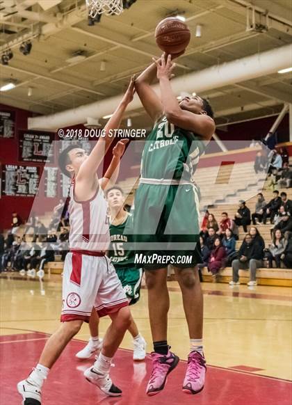 Thumbnail 3 in Moreau Catholic @ James Logan photogallery.
