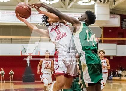 Thumbnail 3 in Moreau Catholic @ James Logan photogallery.