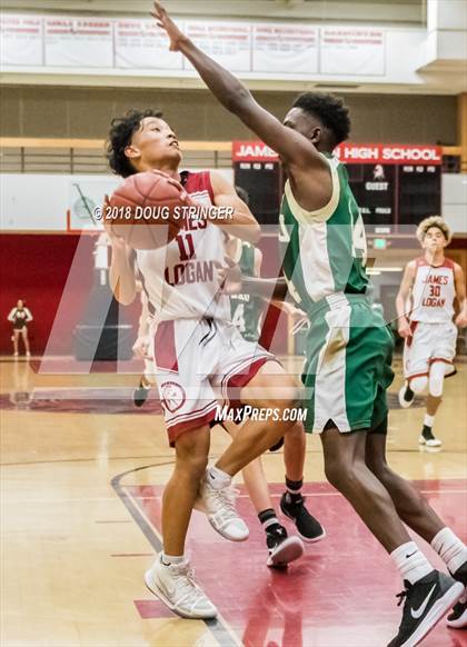 Thumbnail 1 in Moreau Catholic @ James Logan photogallery.