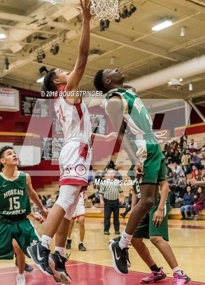 Thumbnail 3 in Moreau Catholic @ James Logan photogallery.