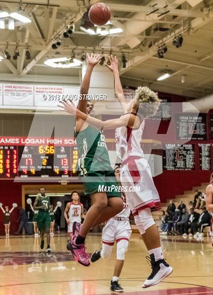 Thumbnail 3 in Moreau Catholic @ James Logan photogallery.