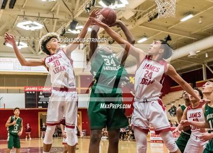 Thumbnail 3 in Moreau Catholic @ James Logan photogallery.