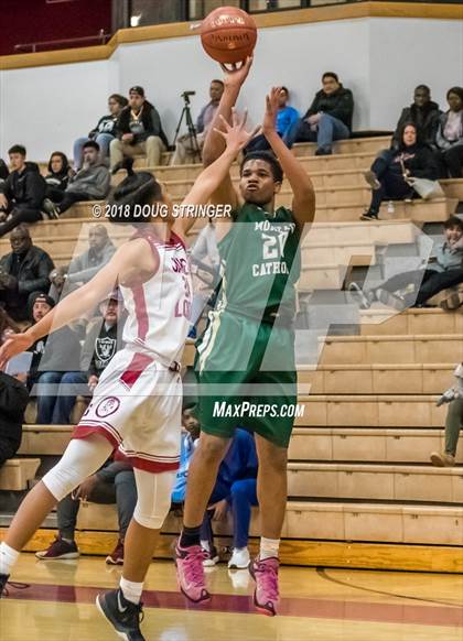 Thumbnail 2 in Moreau Catholic @ James Logan photogallery.