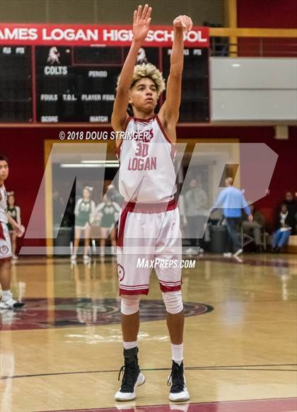 Thumbnail 1 in Moreau Catholic @ James Logan photogallery.
