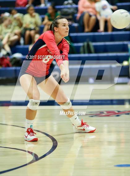 Thumbnail 2 in Great Oak vs Murrieta Mesa photogallery.