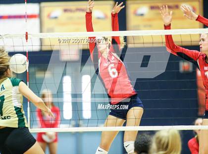 Thumbnail 2 in Great Oak vs Murrieta Mesa photogallery.