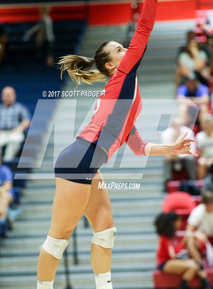 Thumbnail 2 in Great Oak vs Murrieta Mesa photogallery.