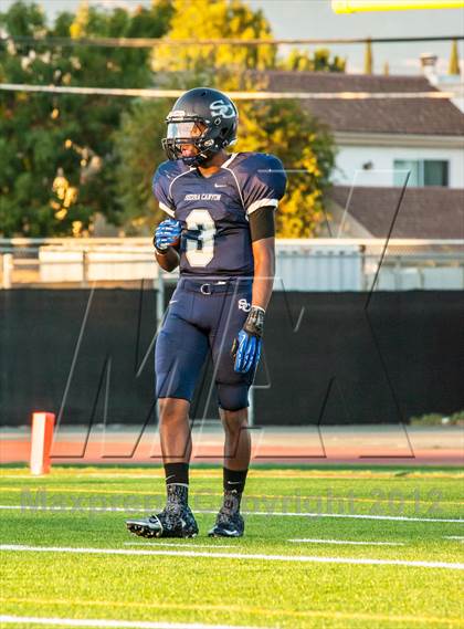 Thumbnail 3 in Sierra Canyon vs. El Camino Real photogallery.