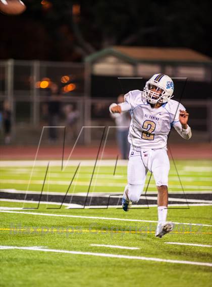 Thumbnail 1 in Sierra Canyon vs. El Camino Real photogallery.