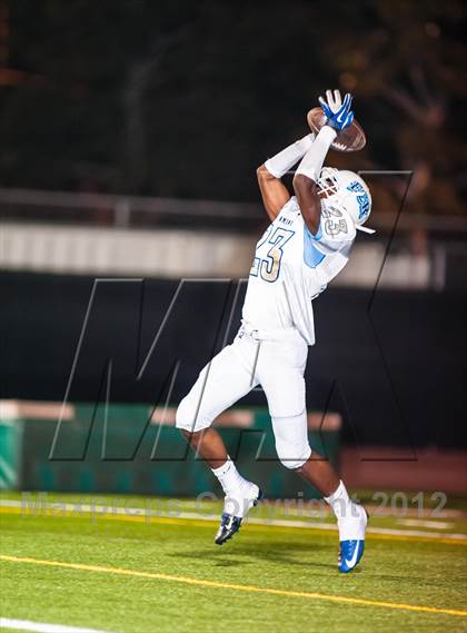 Thumbnail 3 in Sierra Canyon vs. El Camino Real photogallery.