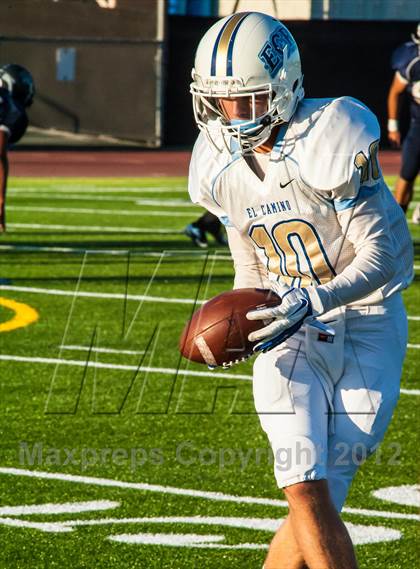 Thumbnail 1 in Sierra Canyon vs. El Camino Real photogallery.