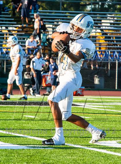 Thumbnail 3 in Sierra Canyon vs. El Camino Real photogallery.
